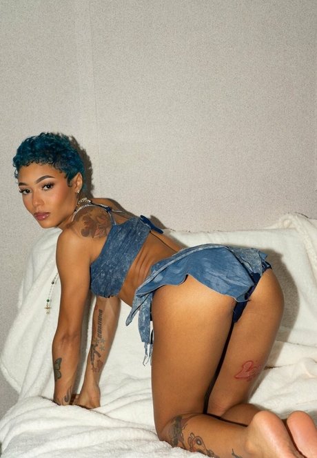 Coi Leray model nice image