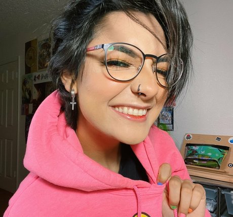 Ohnips high quality model photo