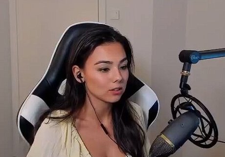 MichelleR star pornographic image