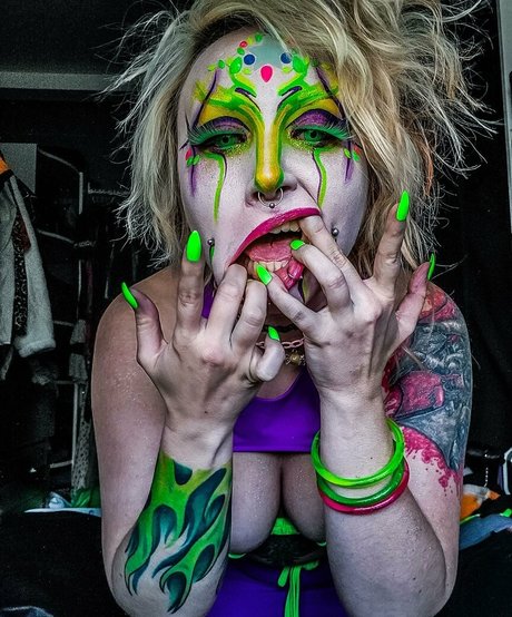 Abadon perfect actress pic