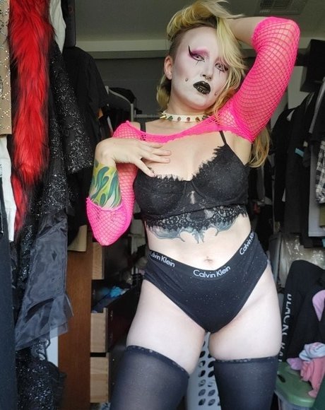 Abadon free star pictures