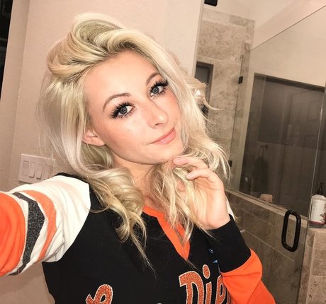 Abbyyyyyx0x0 high quality pornstar pics