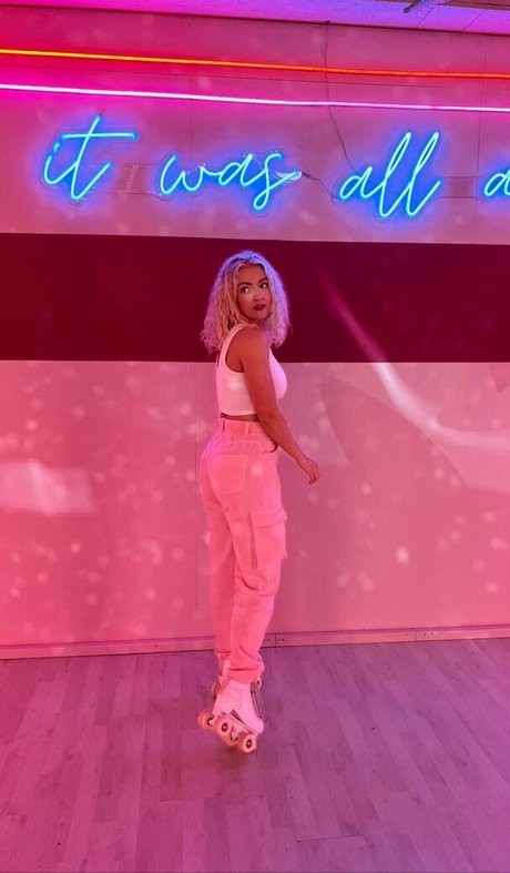 Mimi Lintrup adult star gallery