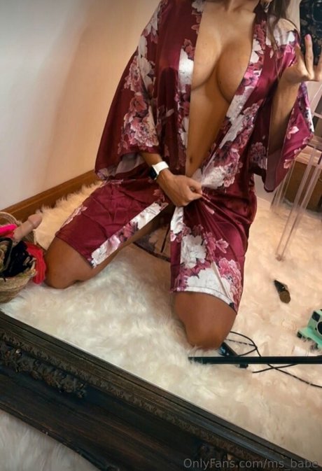 Macy Malibustrings model nude pictures