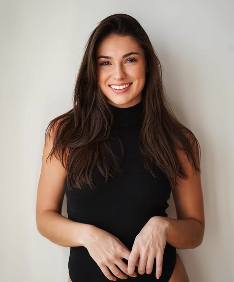 Cameron Valliere model art archive