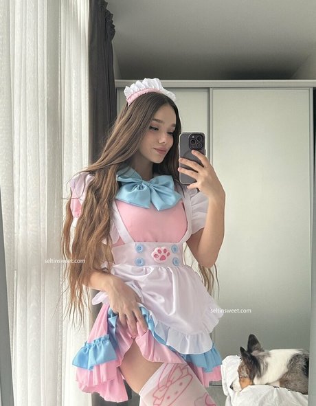 milf teacher onlyfans sexy naked pic