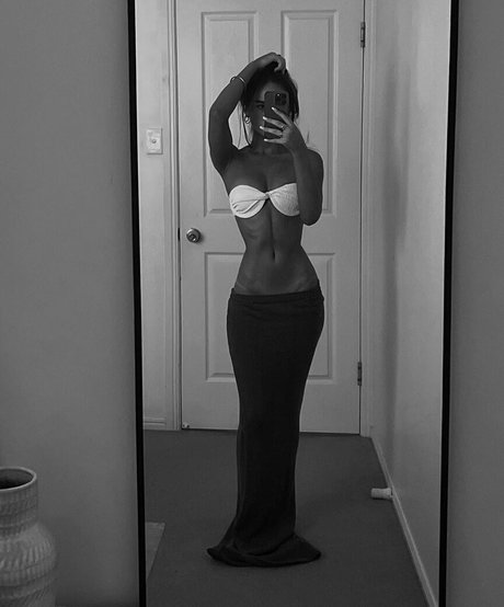 Holly Mueller pornographic model photos