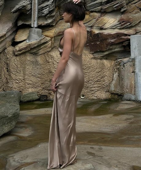 Holly Mueller free model photos