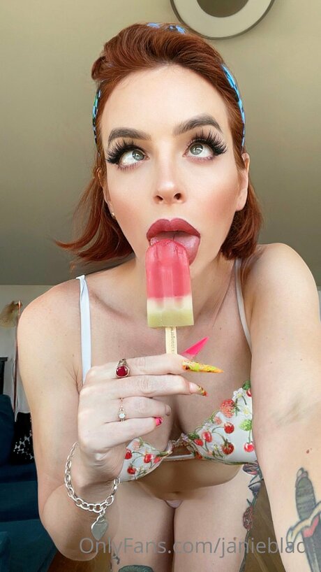 janieblade star hd gallery