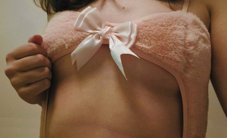 sleepy bunny pornstar naked img