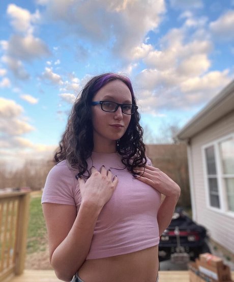 MuscleMommy002 porn model galleries