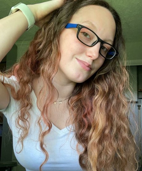 MuscleMommy002 model nice picture