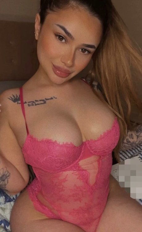 valentinee xo model nude pic