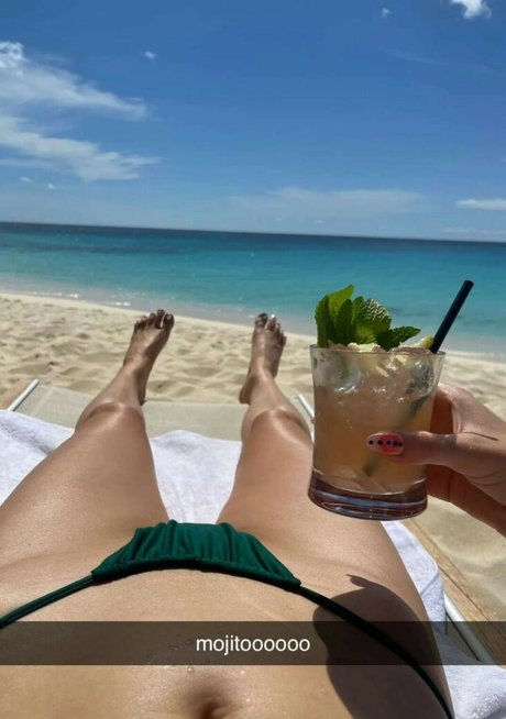 Alissa Violet pornstar hot photo