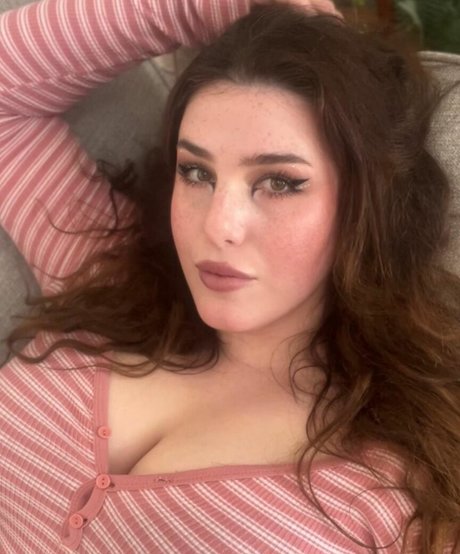 chubby redhead onlyfans pretty pictures