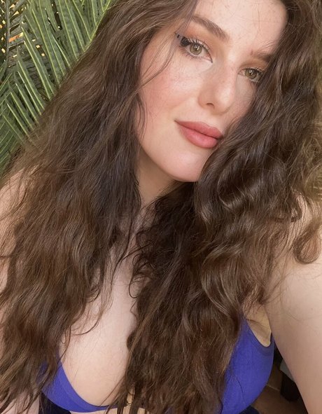 Moxy Mary pornographic actress gallery