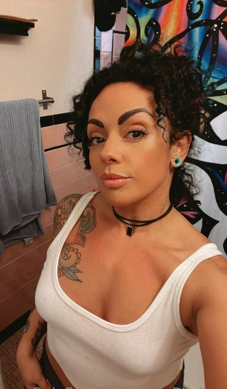 Solo Darling top model gallery