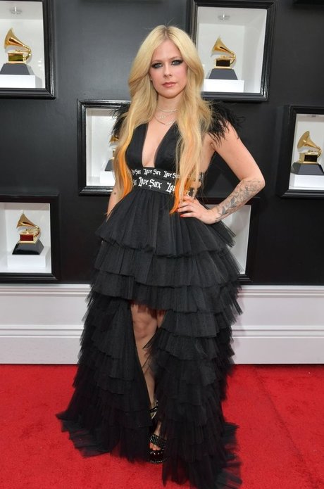 Avril Lavigne top actress photo