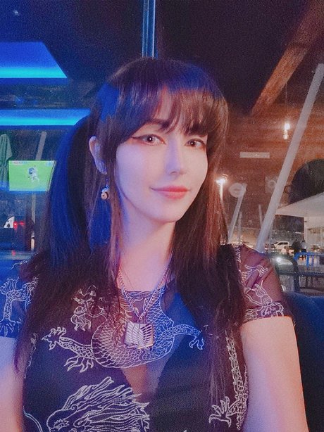 Kouryam pornstar nude pics