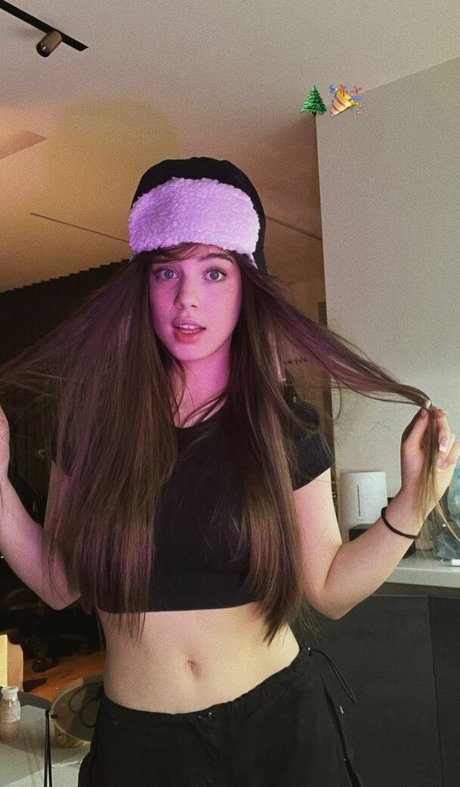 akyuliych free model image