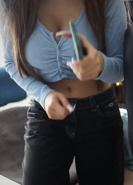 akyuliych top model img