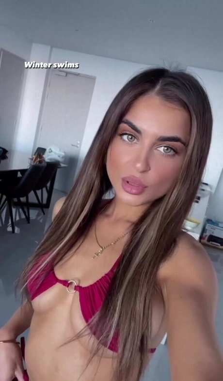 Rhiannon Kyra star sexy gallery