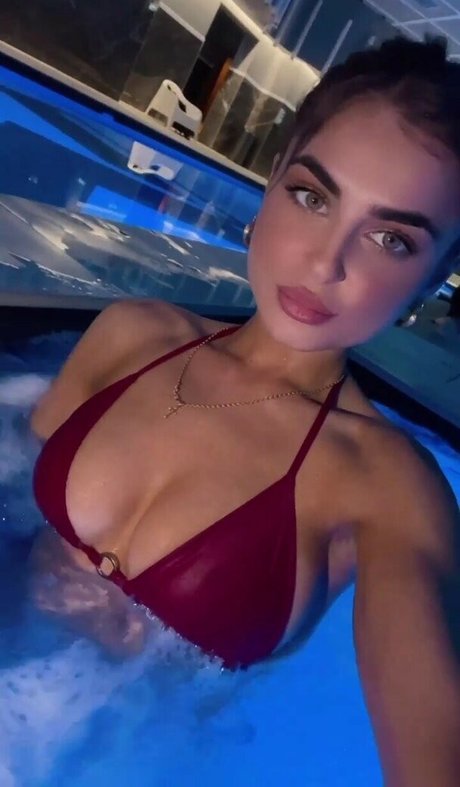 Rhiannon Kyra star beautiful pic