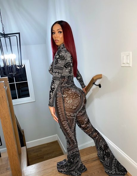 Brittany Renner nude star picture