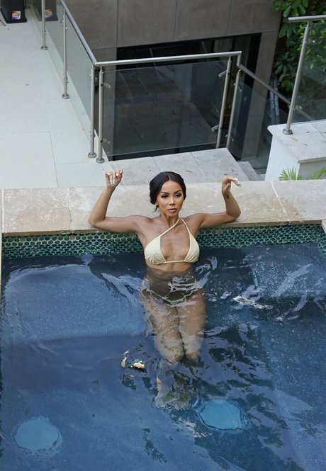 petite bbc onlyfans beautiful xxx archive