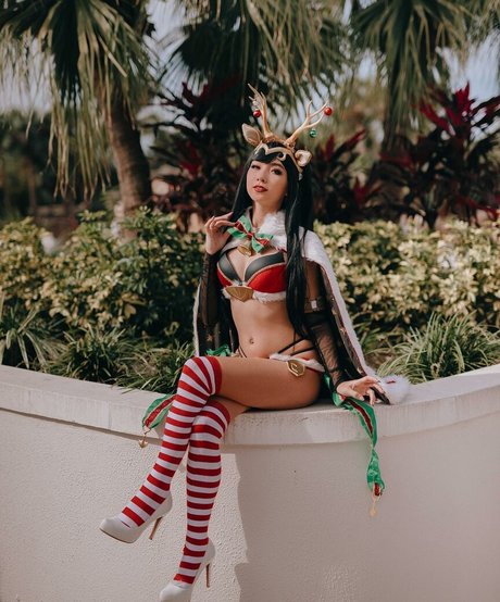 Thetnica xxx model pic