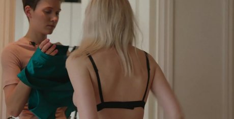 Aurora Aksnes high quality actress img