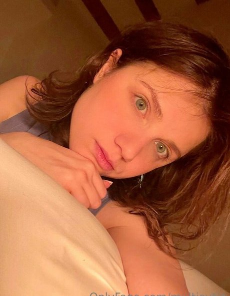 multicutie nude star photos