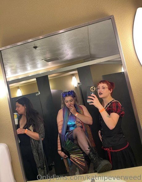 katnipeverweed actress photos