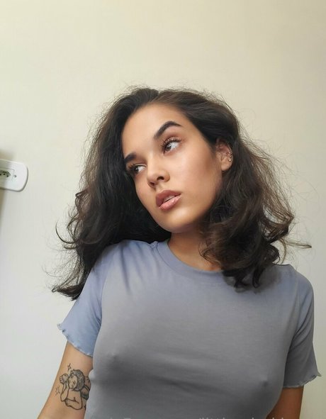 littlemisskimmy model top images