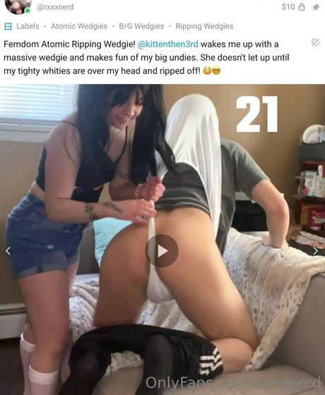 rxxxnerd nudes model photo