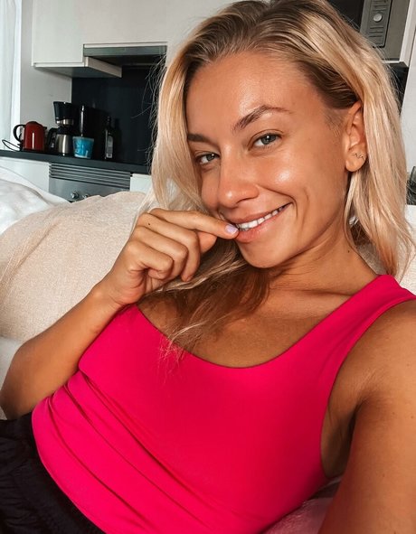 Amy Love free actress archive