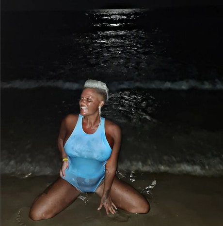 Carro Oberg star best archive