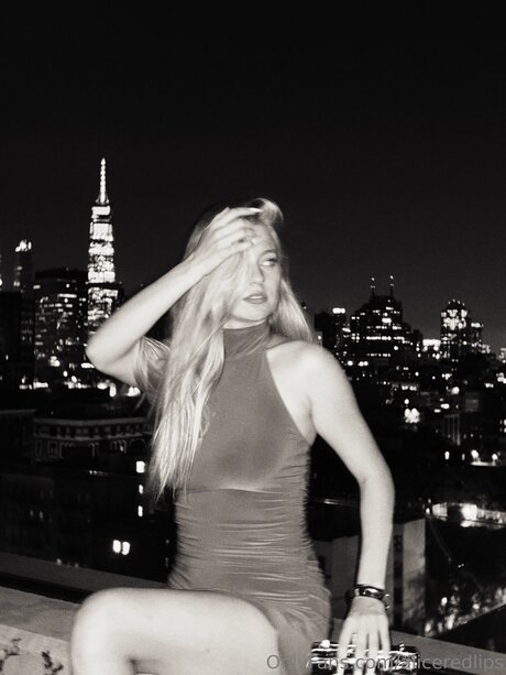 Aliceredlips perfect actress galleries