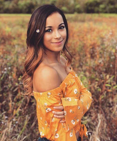 Sexy Cheerleaders porn model gallery