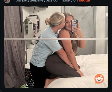 Katylee Bailey model sexy photos