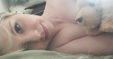 Lydia Sweets top star picture