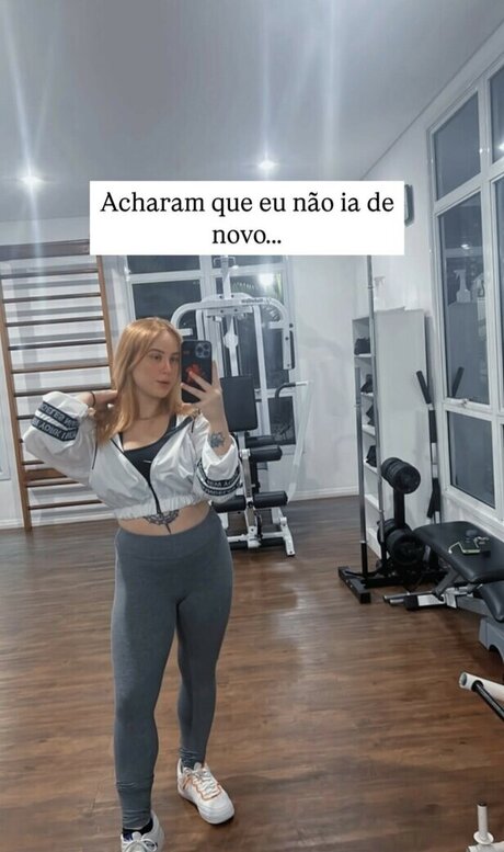 Leticia Motta model sex pics