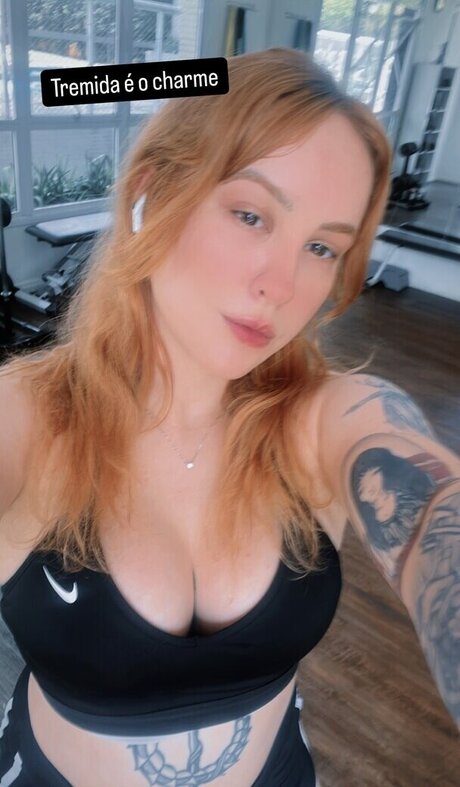 Leticia Motta nice model picture