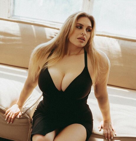 Nastya Blinova pornstar nudes photos