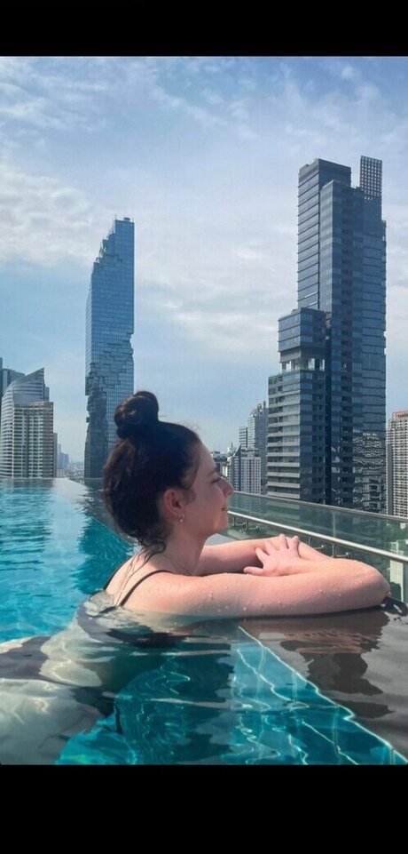 Anica Zimmermann xxx actress img