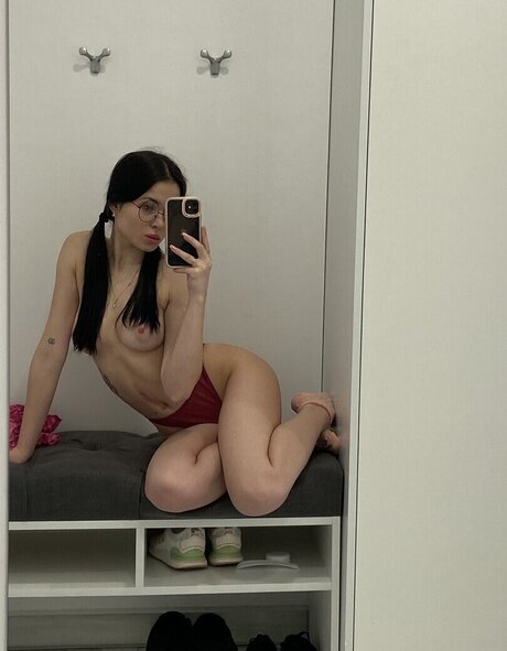 lollypopppi model picture