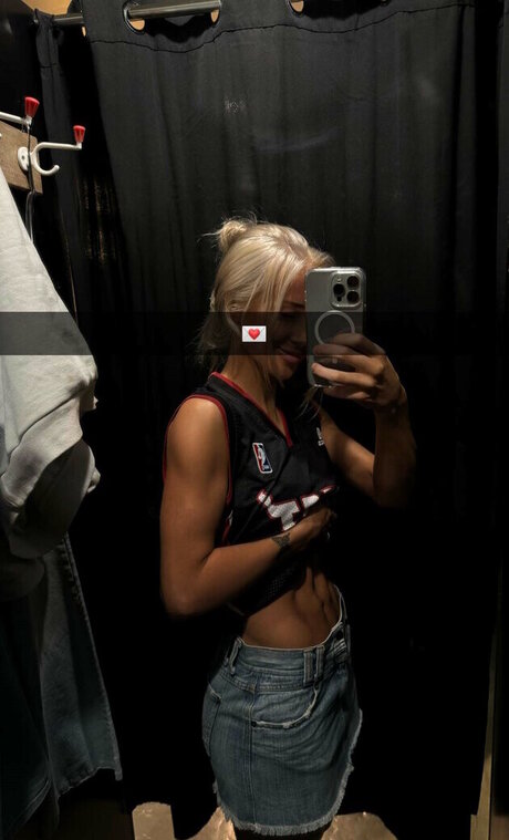 Brynhildurgunnlaugs model pretty images