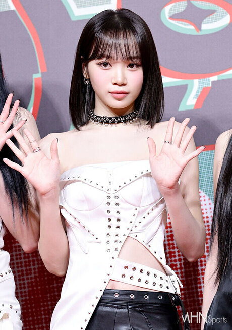 Kim Chaewon star porn pics