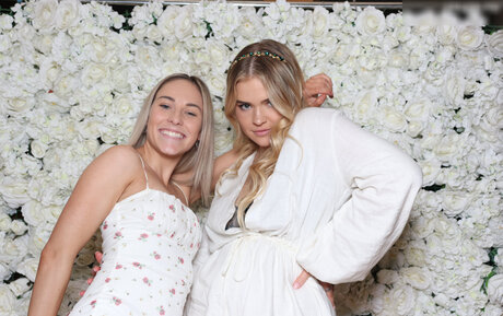 Photobox Flashes pornographic model pics