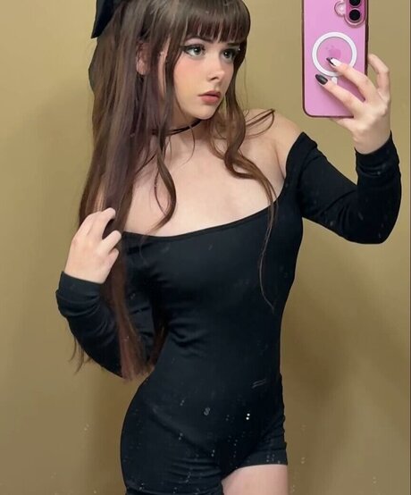 vvlils star porn pic